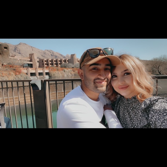 Meet your Posher, Prisilla - Picture 1 of 1